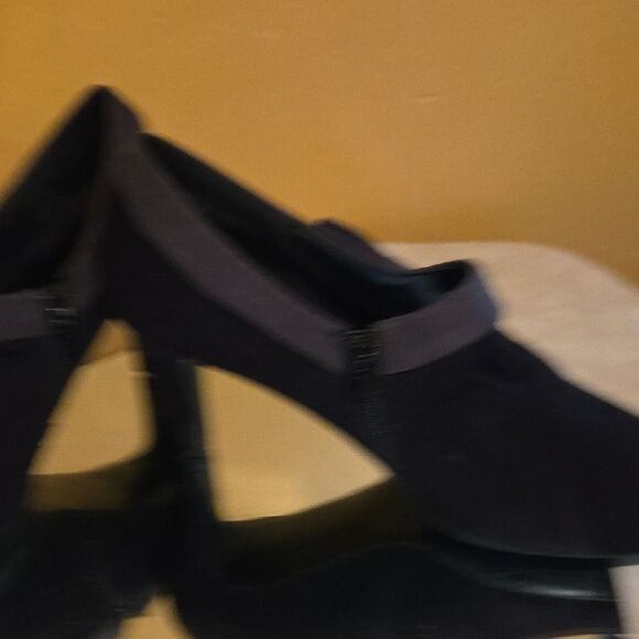 Covington Dark Loafers with Bow Accent - Picture 6 of 7